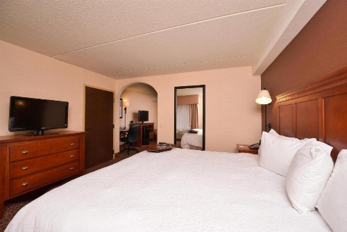 McKnight Hotel image 12