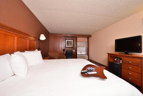 McKnight Hotel image 13