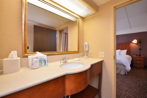 McKnight Hotel image 25